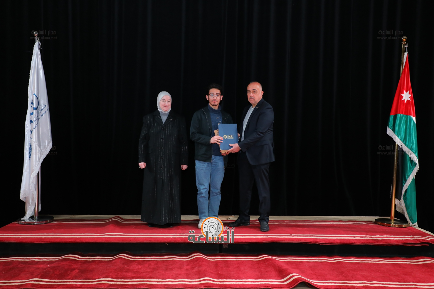 Madar Al-Saa Images 0.8954070946591934