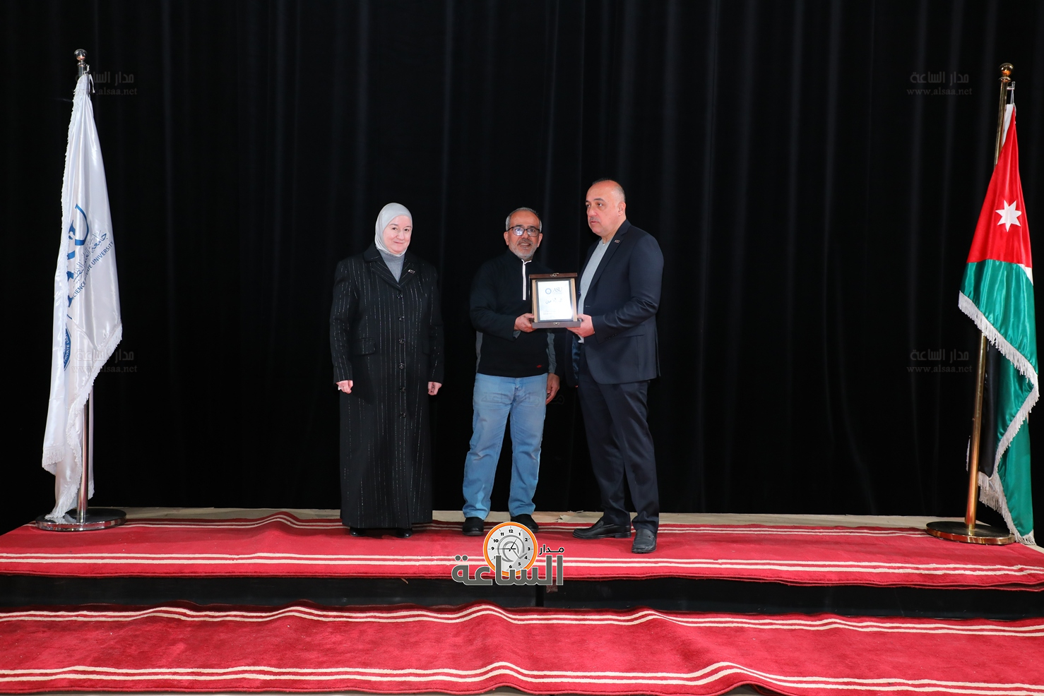 Madar Al-Saa Images 0.9327366476005974