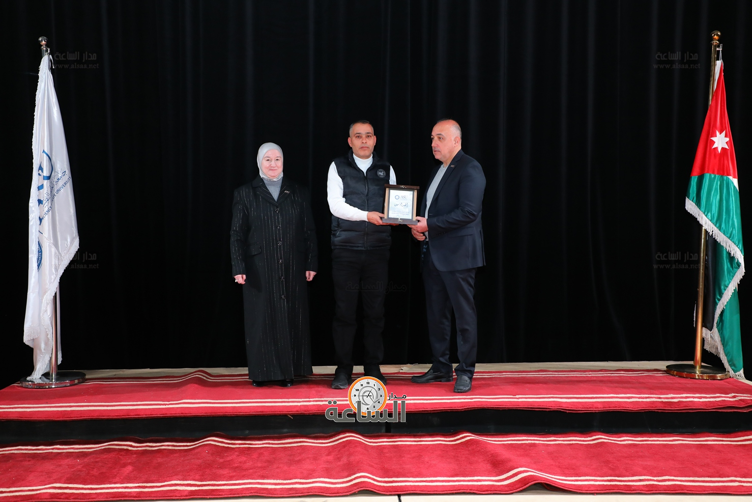 Madar Al-Saa Images 0.5763391450506021