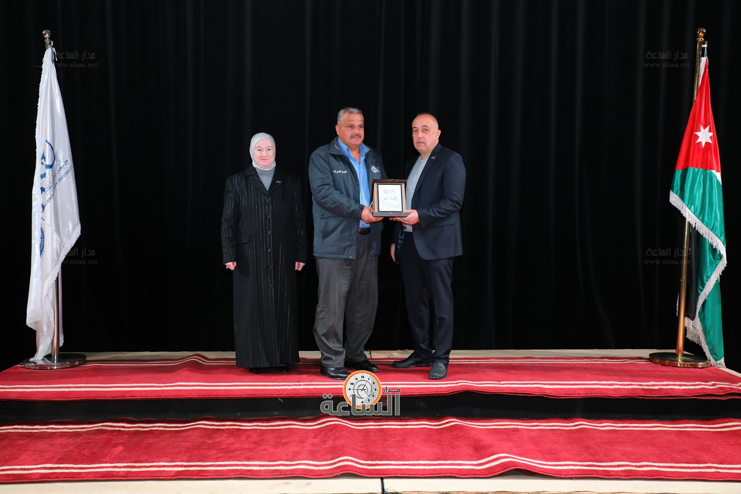 Madar Al-Saa Images 0.15764445733048582