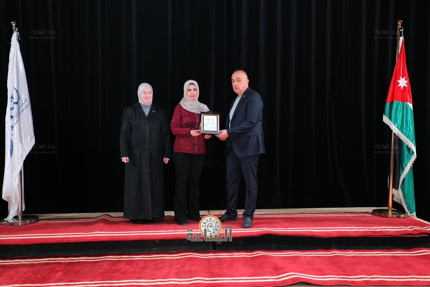 Madar Al-Saa Images 0.9811542049331972