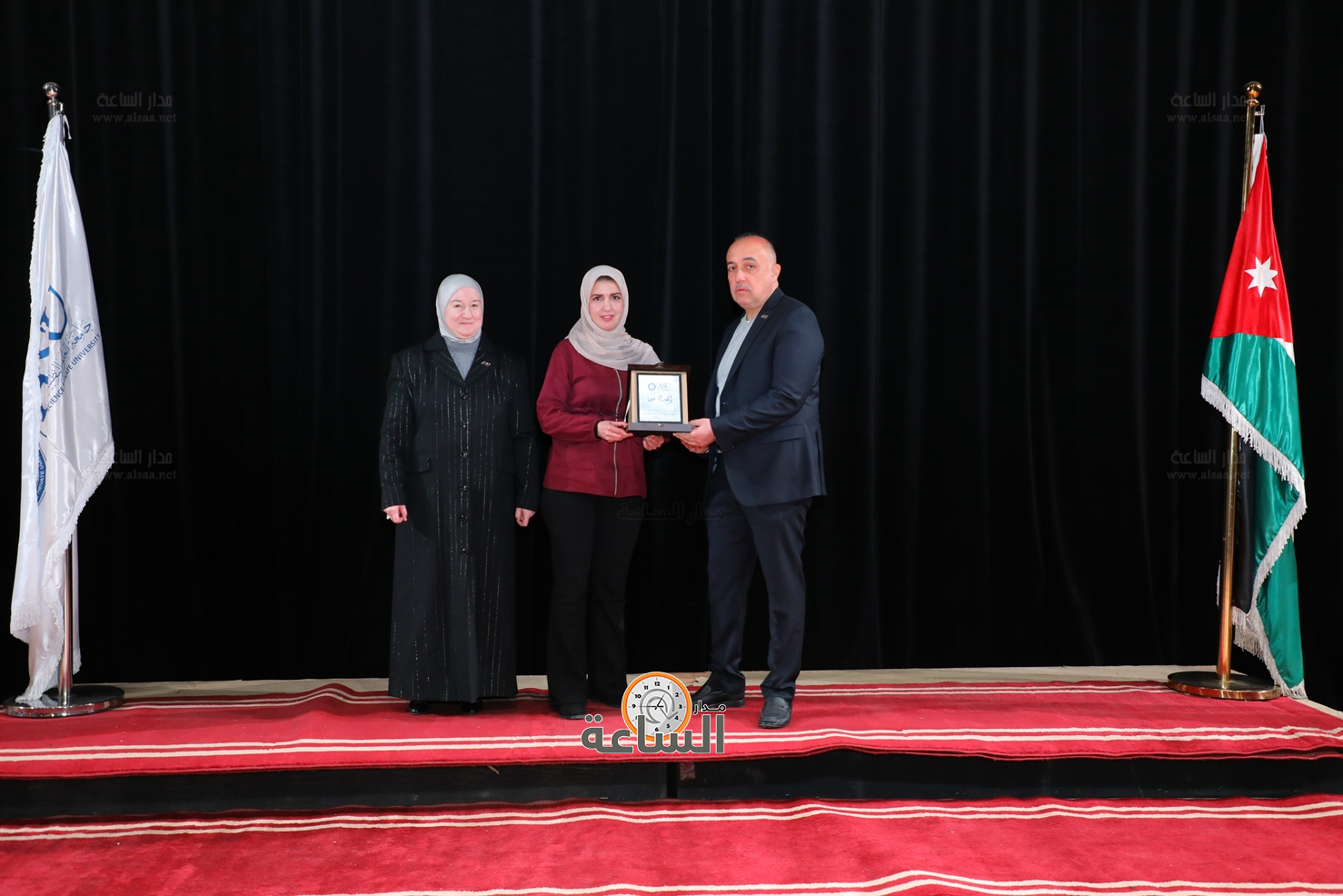 Madar Al-Saa Images 0.0556879620372881