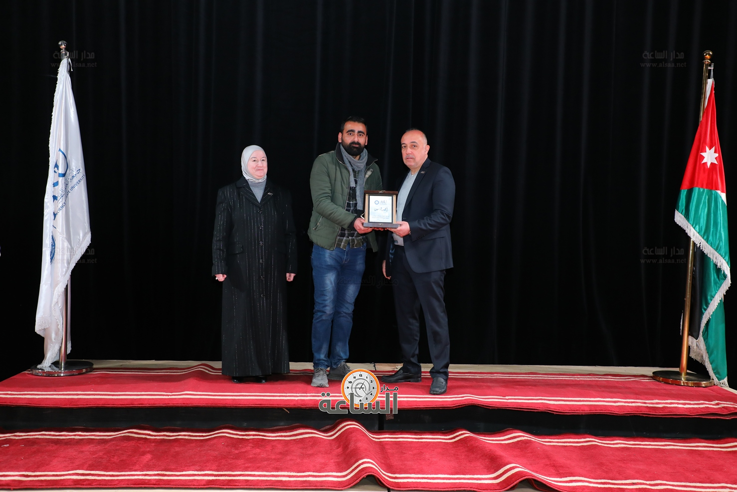 Madar Al-Saa Images 0.45984662633663076