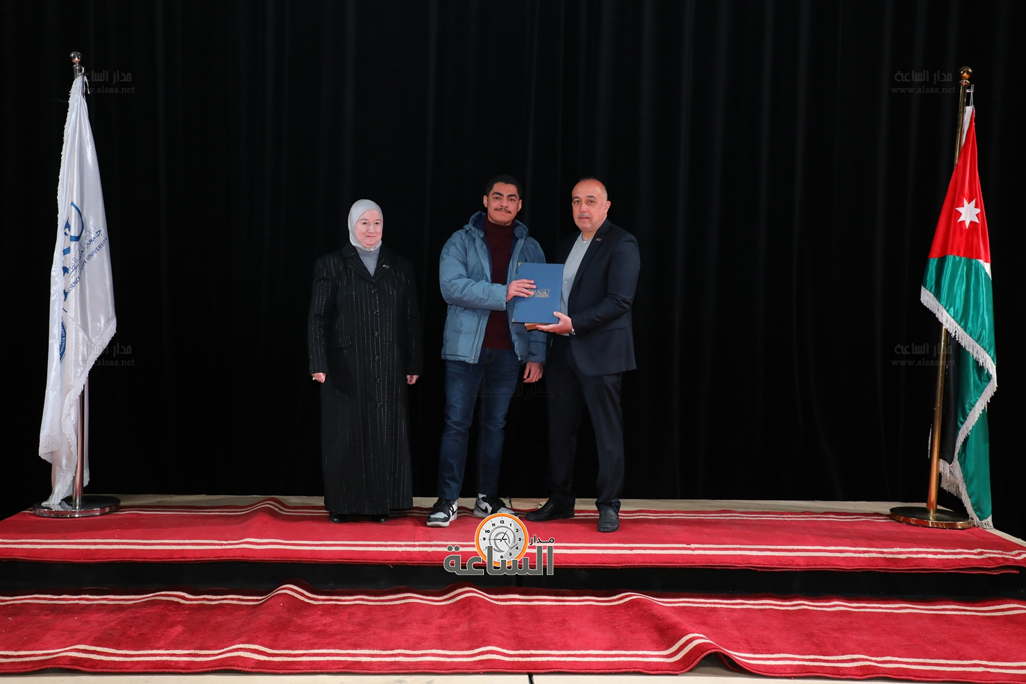 Madar Al-Saa Images 0.1392448629679901