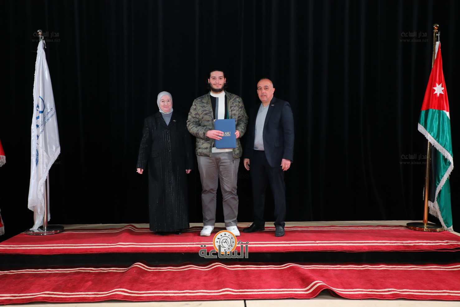 Madar Al-Saa Images 0.3397507667429591