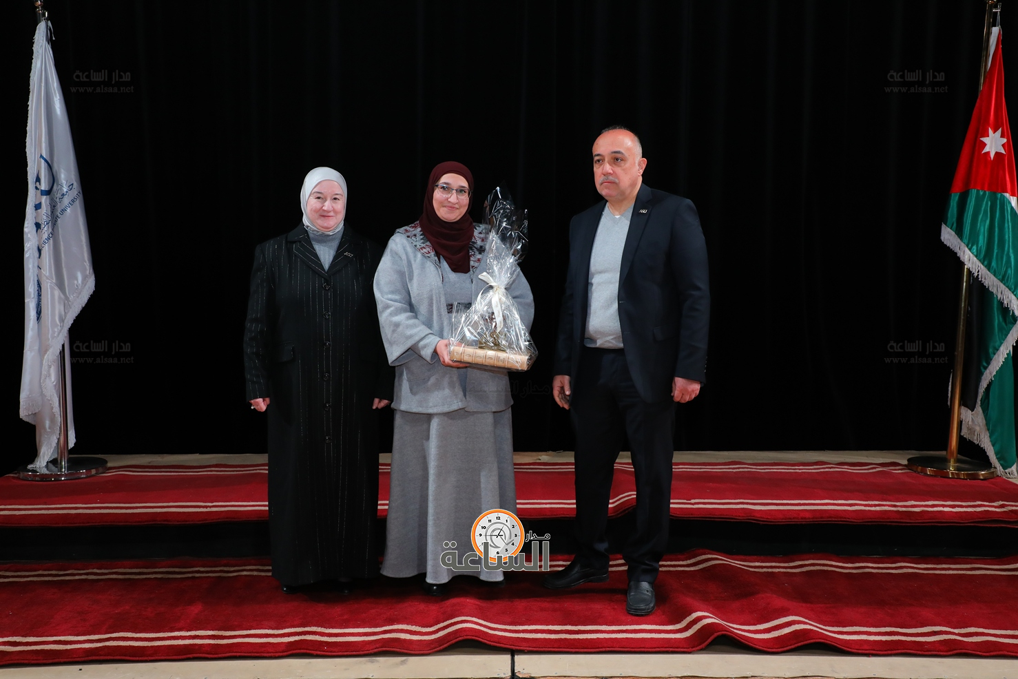 Madar Al-Saa Images 0.14401249343715516