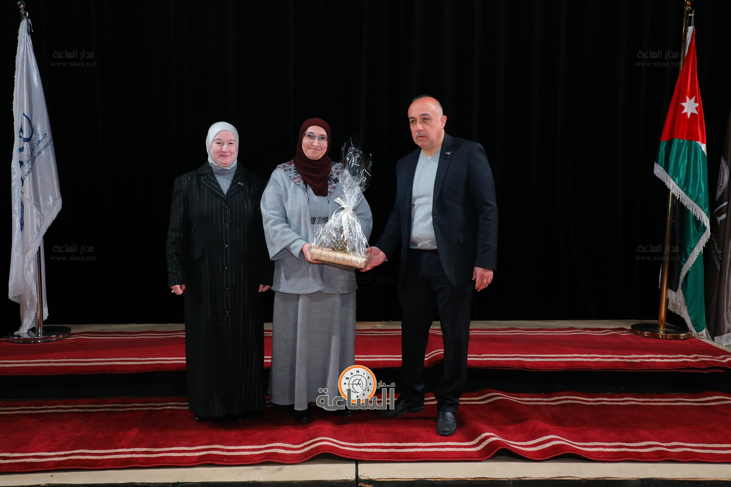 Madar Al-Saa Images 0.891413324227333