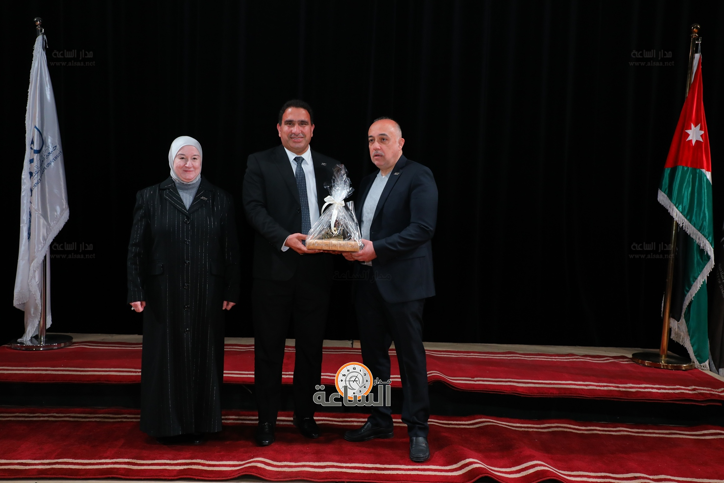 Madar Al-Saa Images 0.09061613722453532