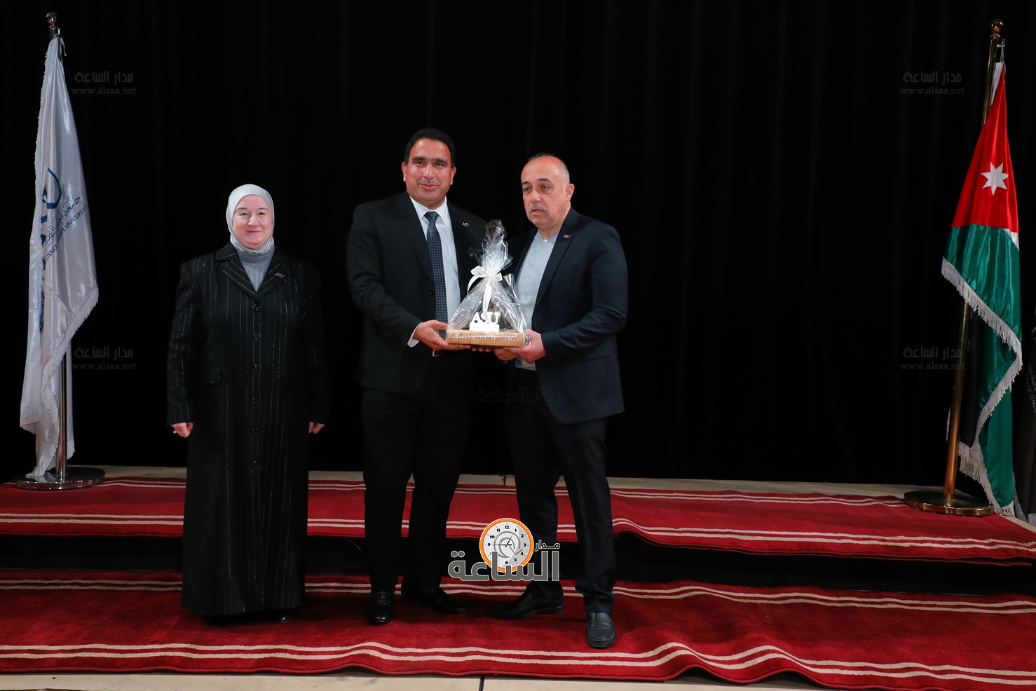 Madar Al-Saa Images 0.5249817905591481