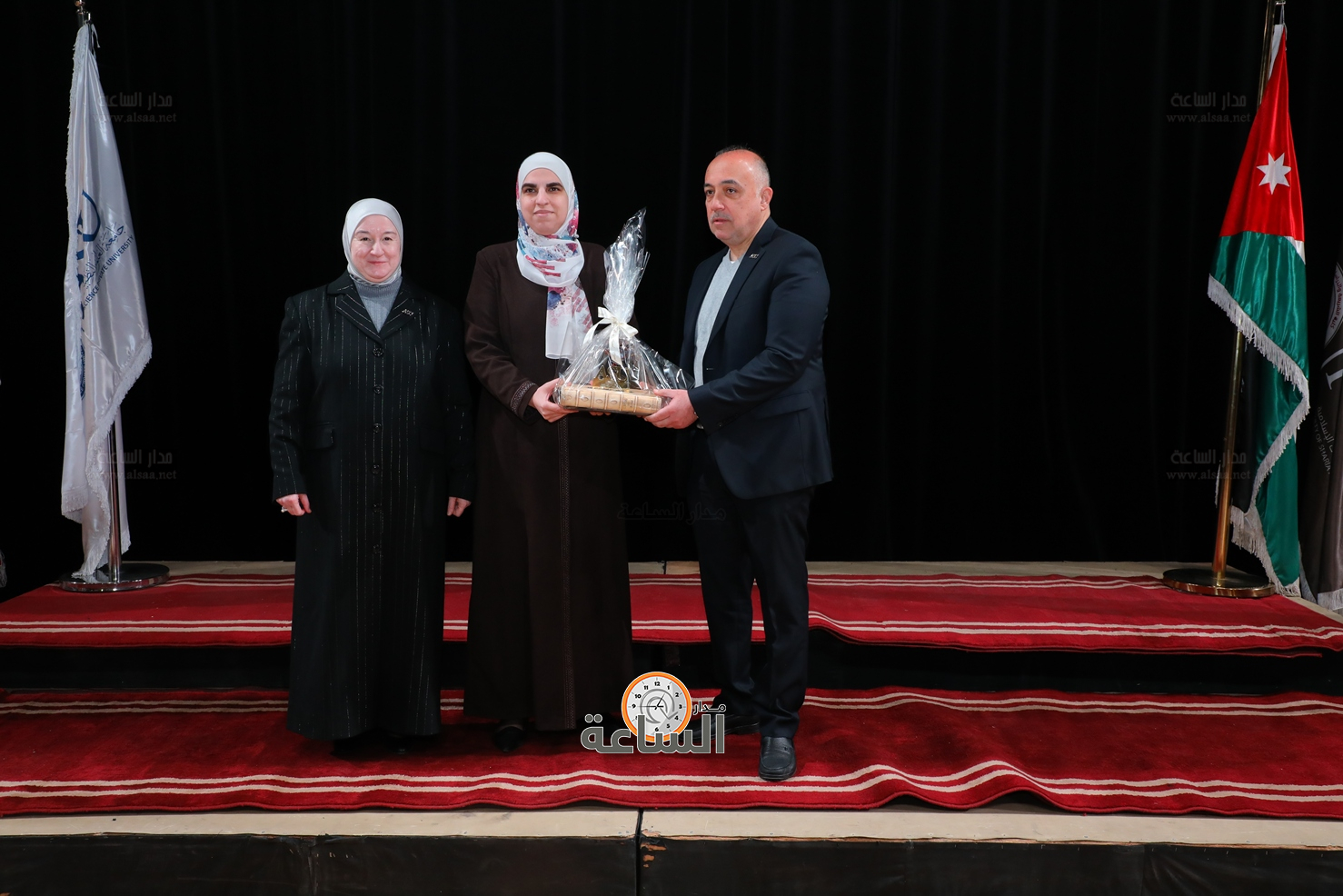 Madar Al-Saa Images 0.09733527047819424