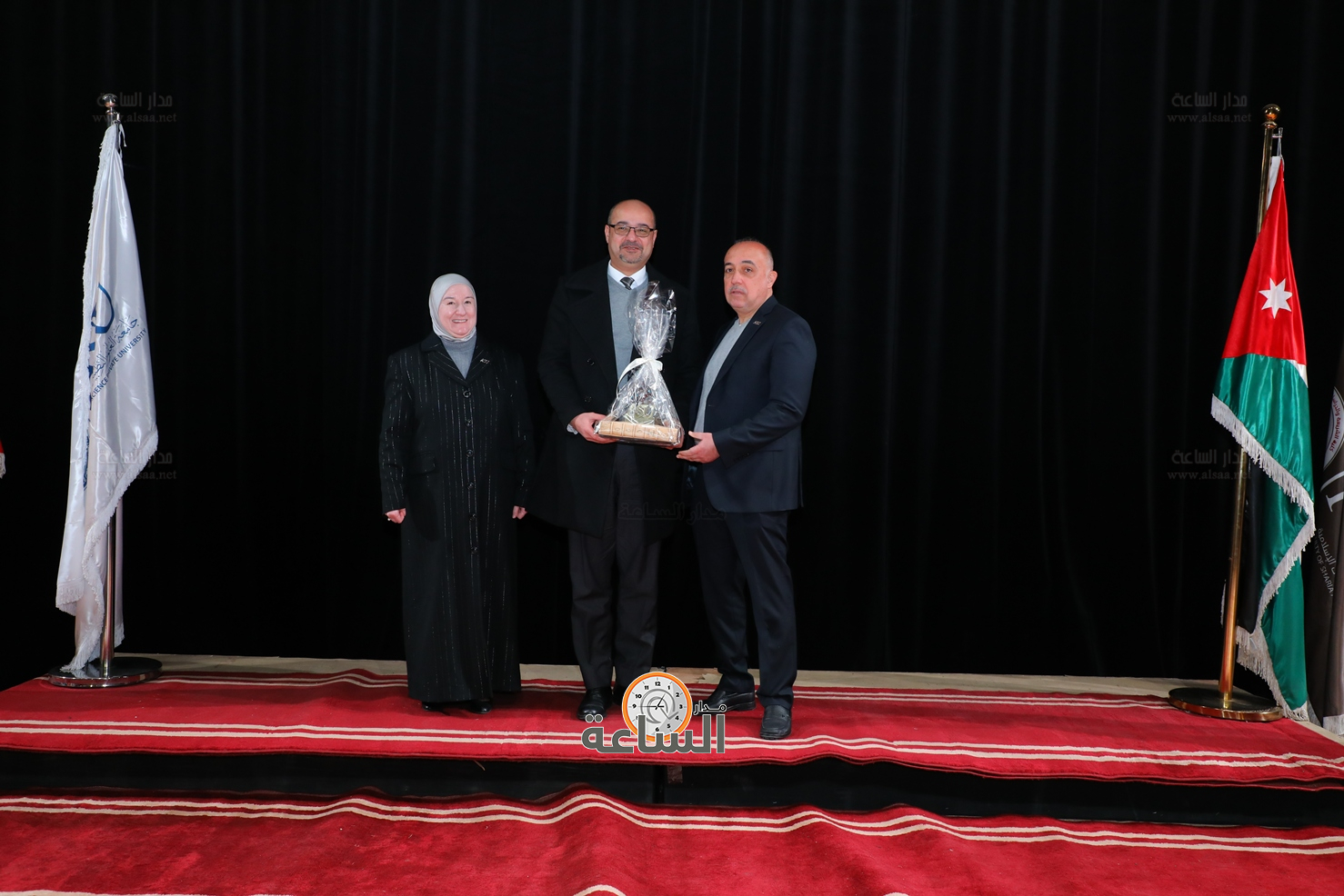 Madar Al-Saa Images 0.12860742137865877