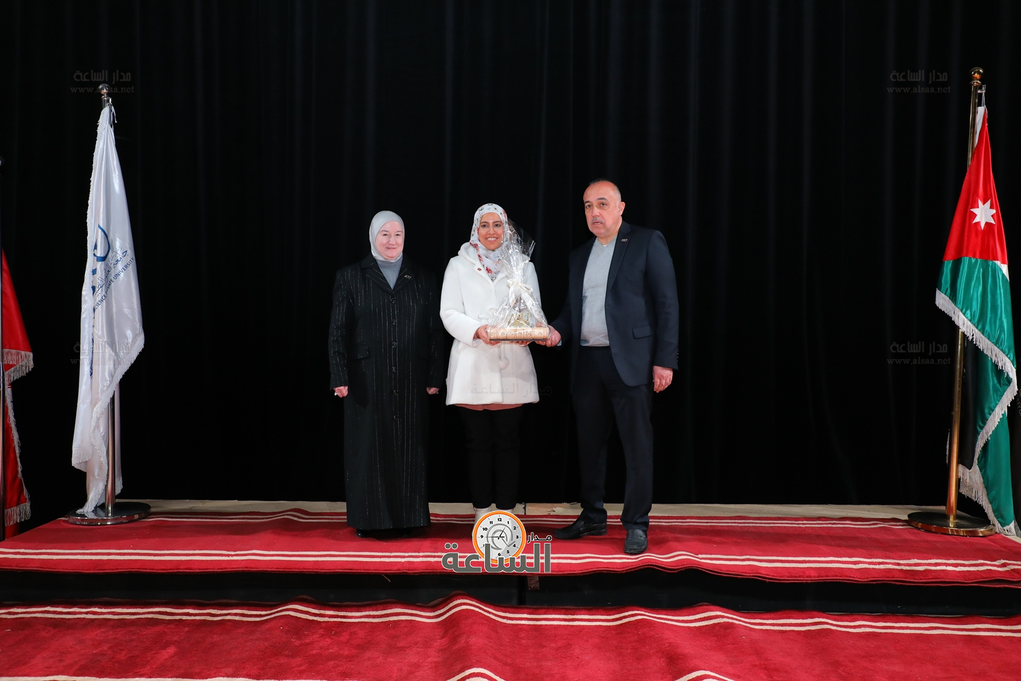 Madar Al-Saa Images 0.24248370775844408