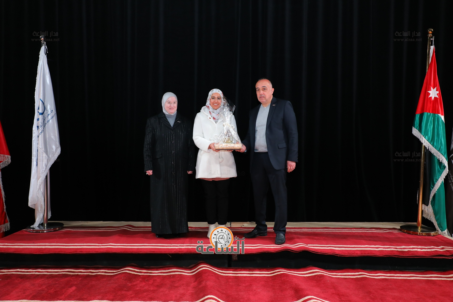 Madar Al-Saa Images 0.34321688490203806