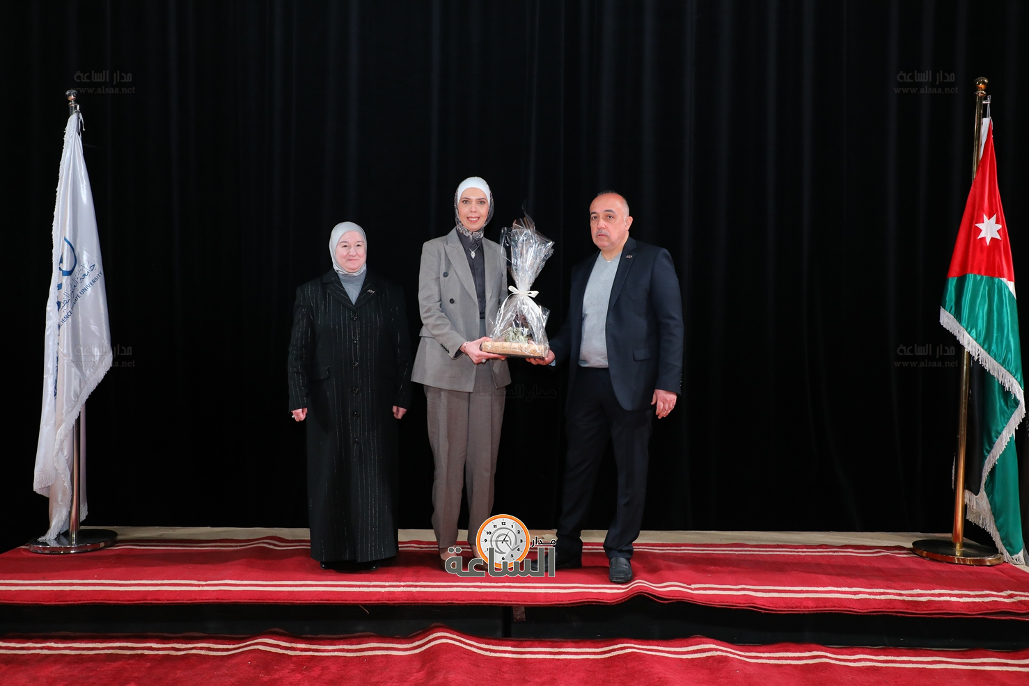 Madar Al-Saa Images 0.8578917891764966