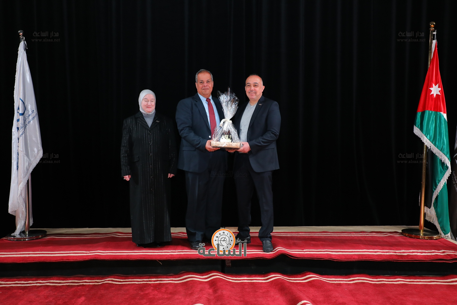 Madar Al-Saa Images 0.7582624209046966