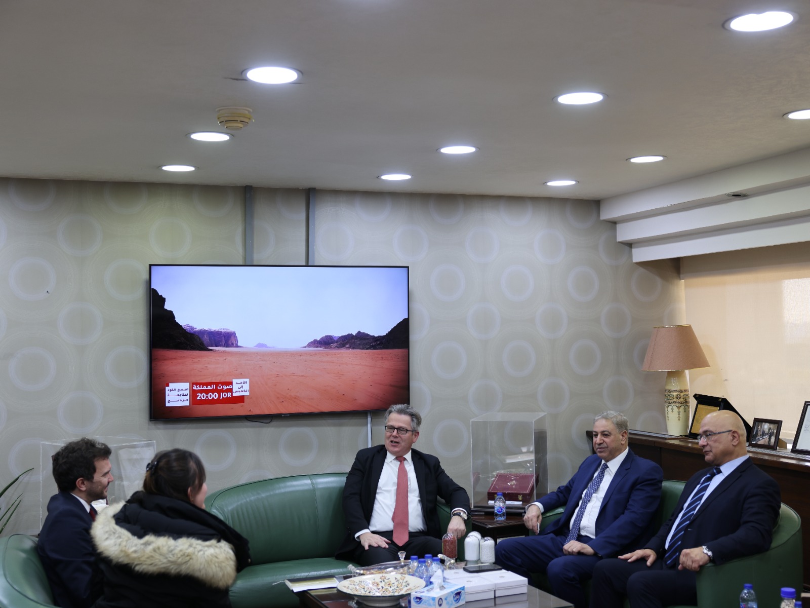 Madar Al-Saa Images 0.023675568702951066