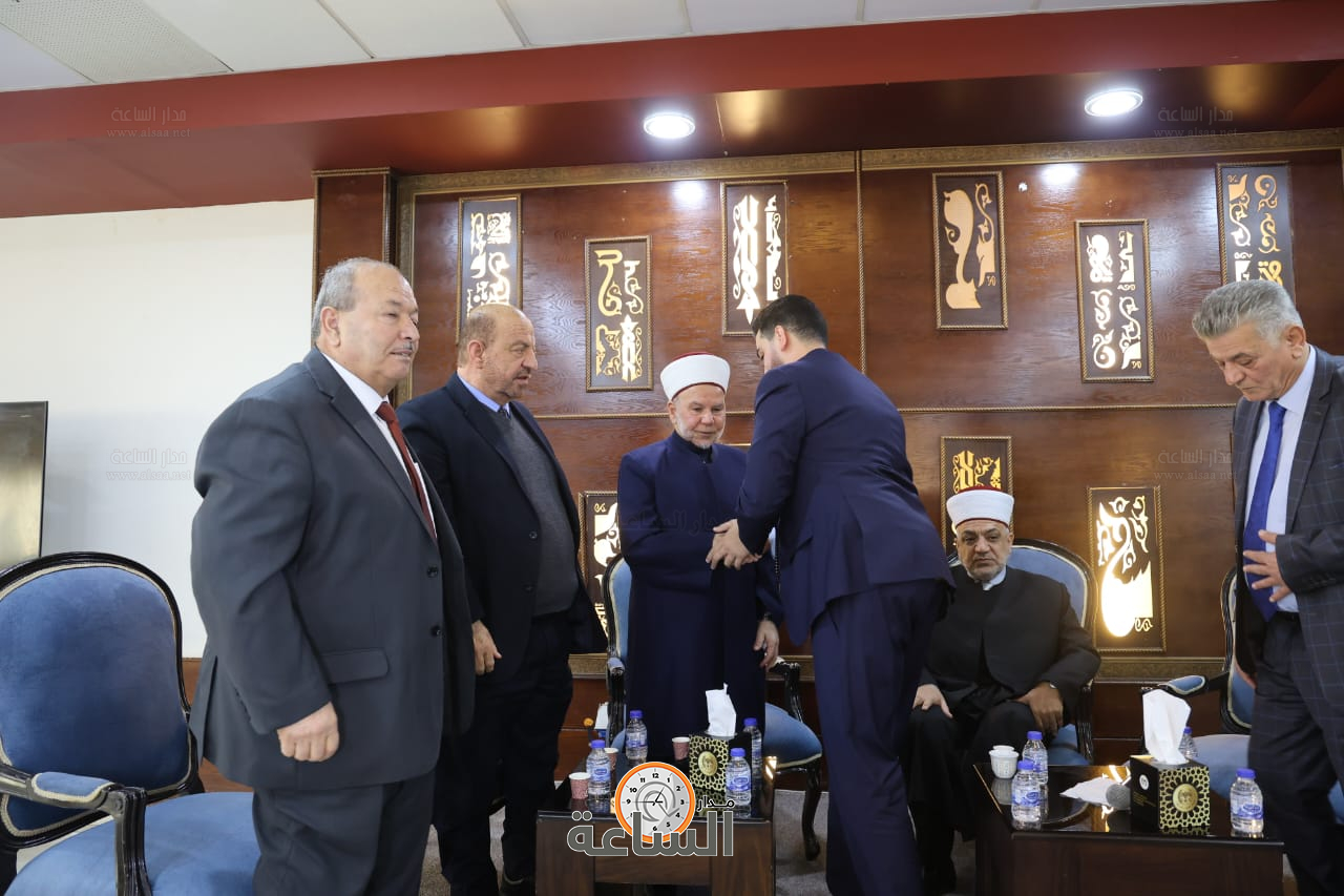 Madar Al-Saa Images 0.9931642438618844