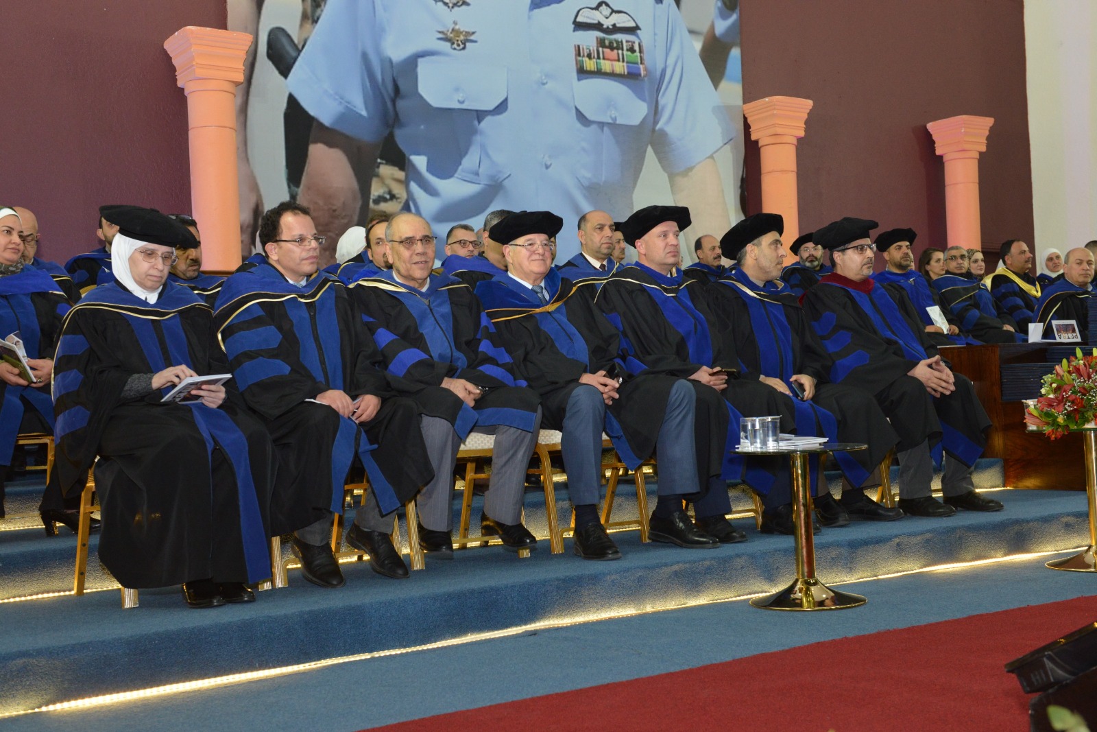 Madar Al-Saa Images 0.7607808385043018