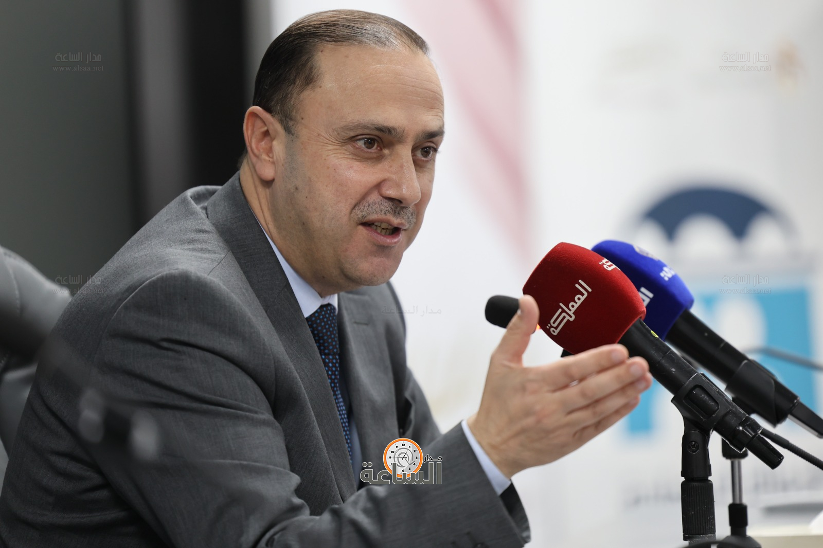 Madar Al-Saa Images 0.03268774167989941