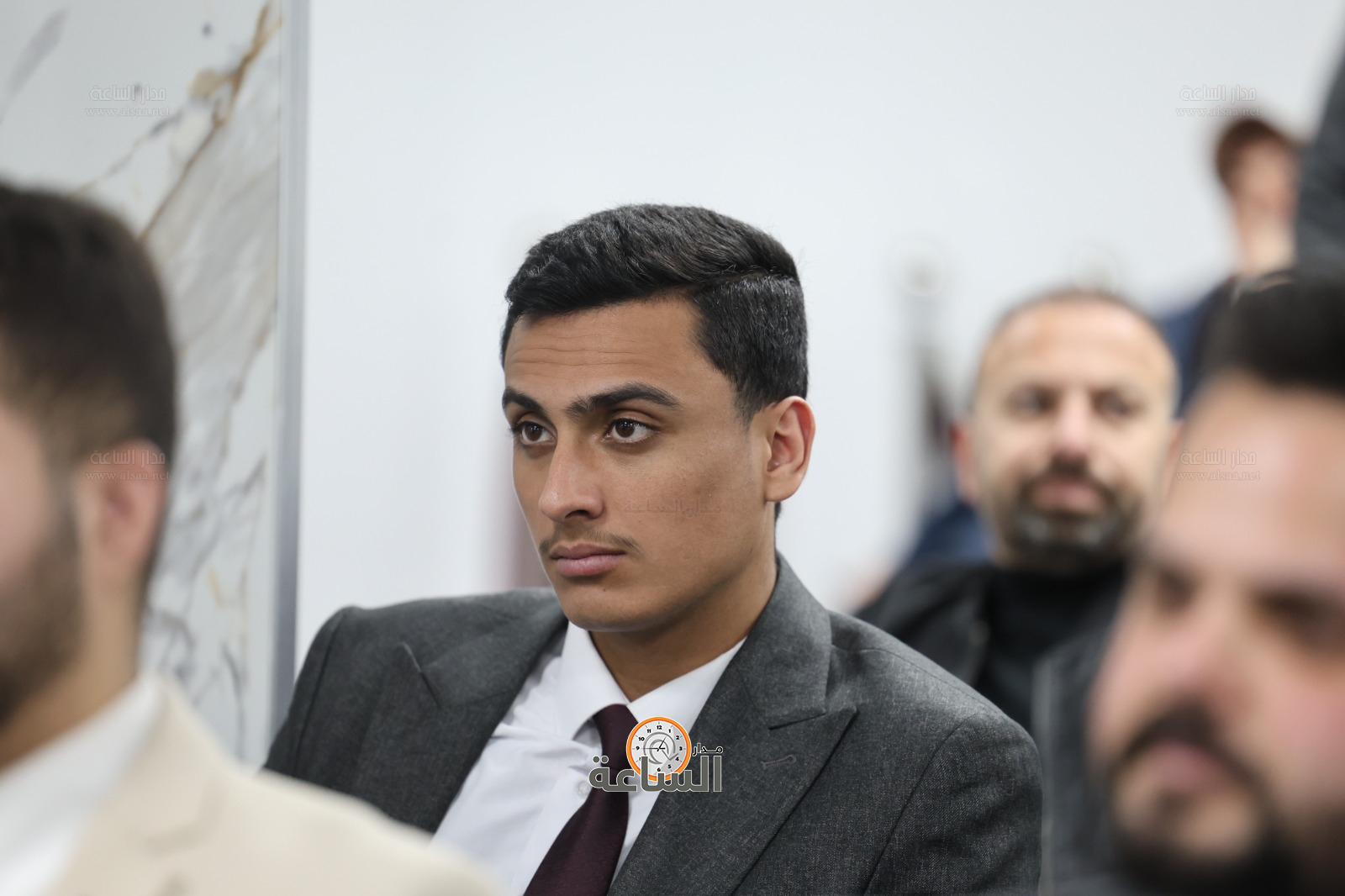 Madar Al-Saa Images 0.009802761525925519