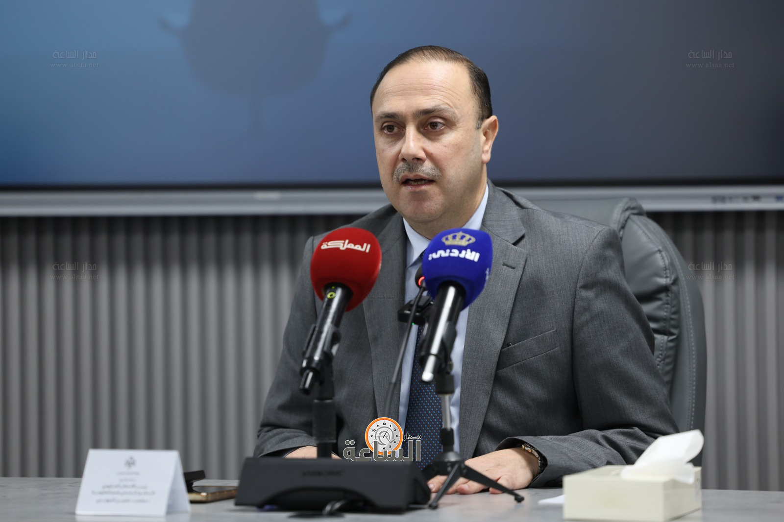 Madar Al-Saa Images 0.41455651049347786