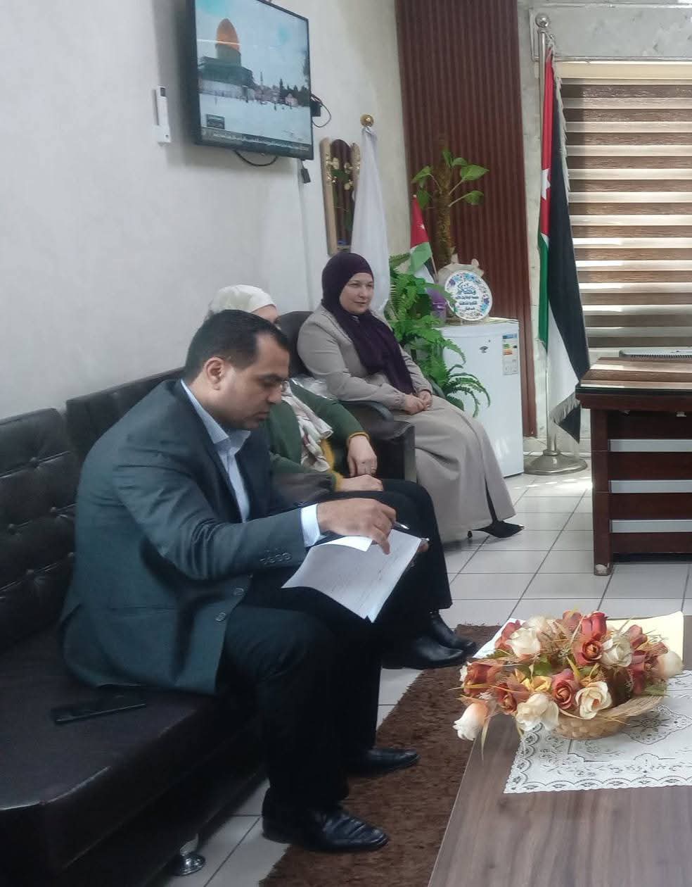 Madar Al-Saa Images 0.16126989222856136