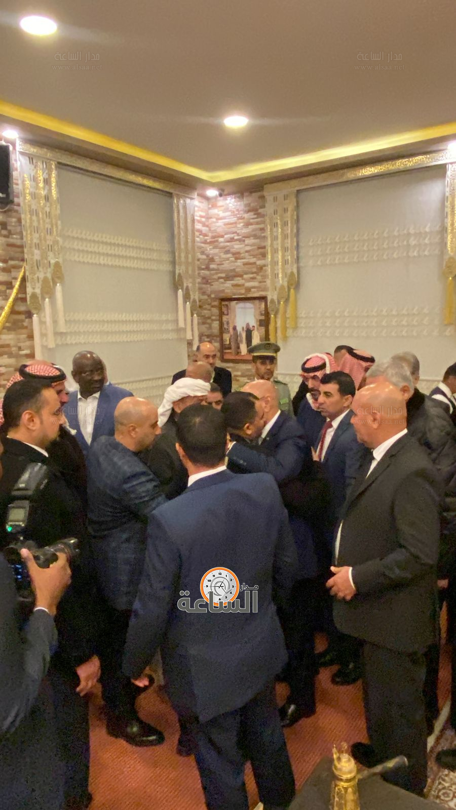 Madar Al-Saa Images 0.13460300393773927