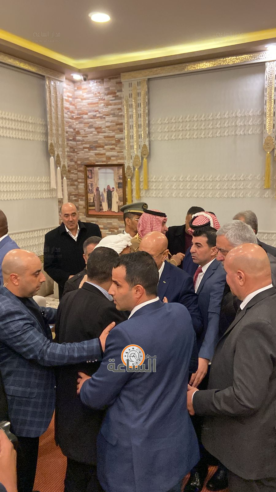 Madar Al-Saa Images 0.3825970164753234