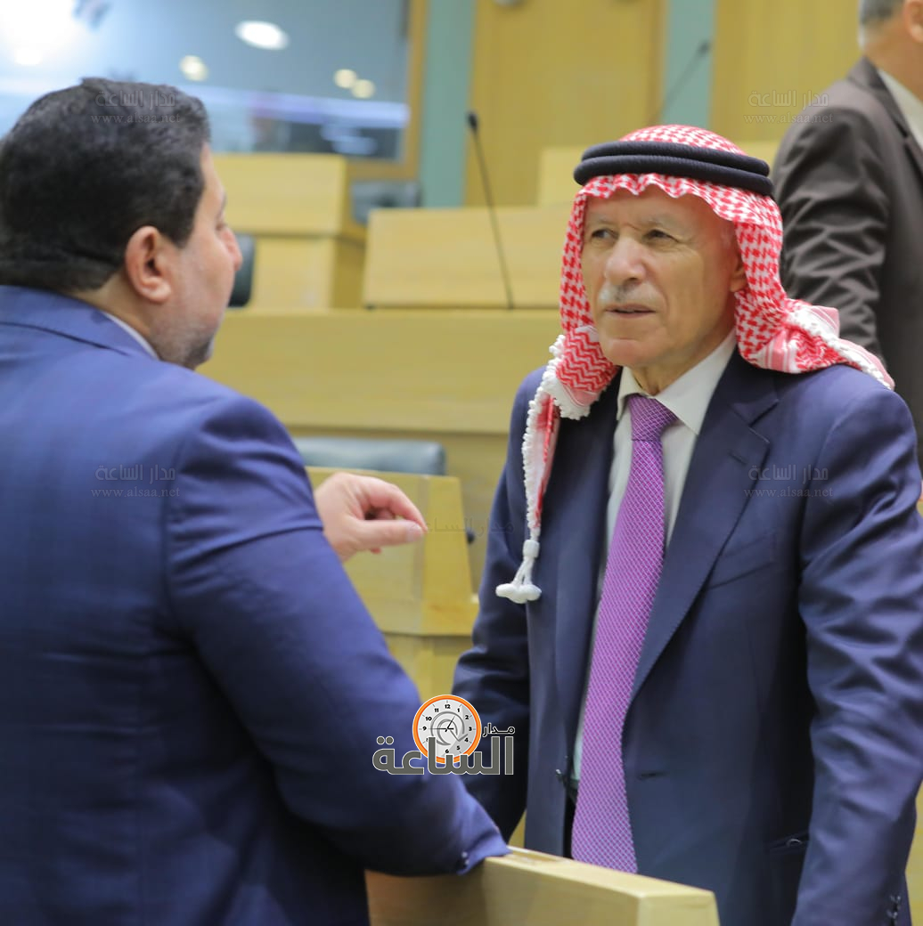 Madar Al-Saa Images 0.5153611754663987