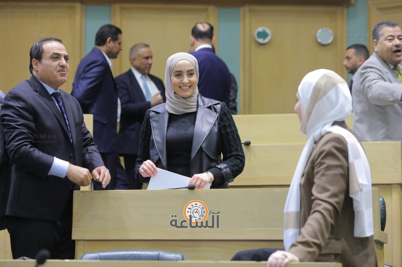 Madar Al-Saa Images 0.24336524570877538