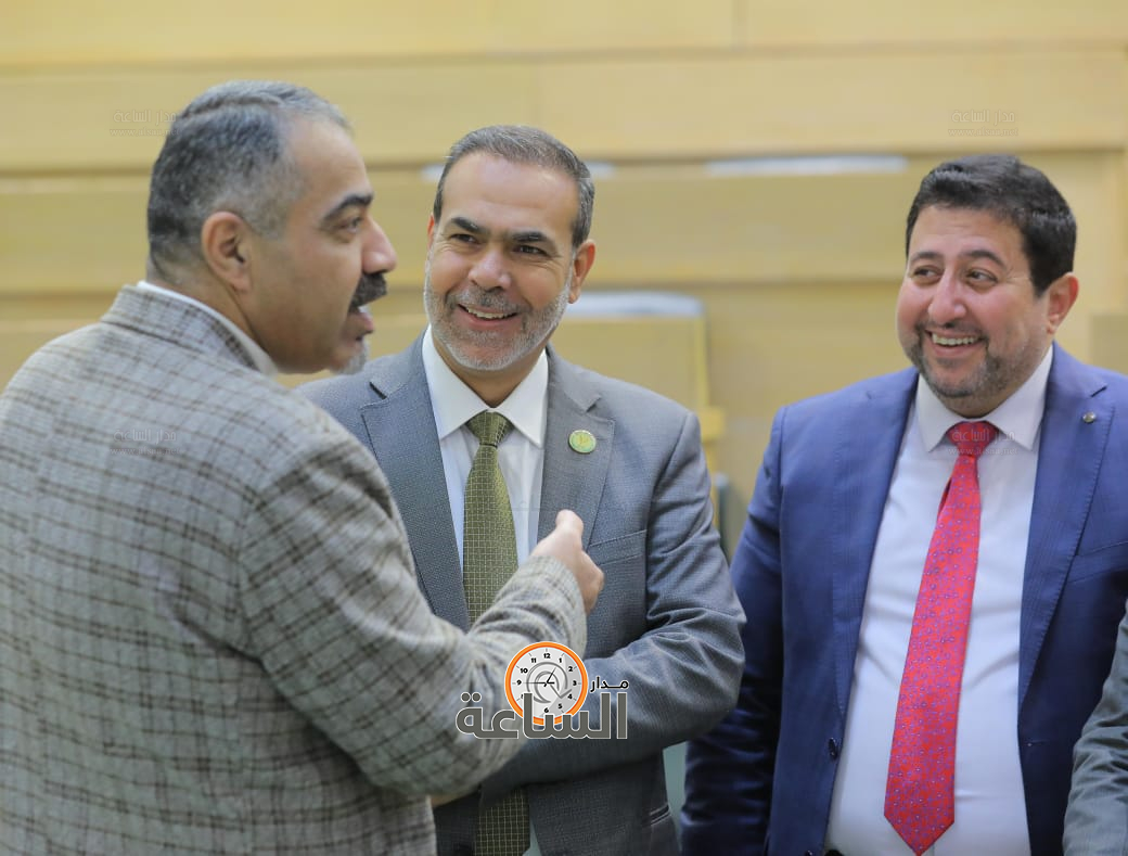 Madar Al-Saa Images 0.9931931645080609