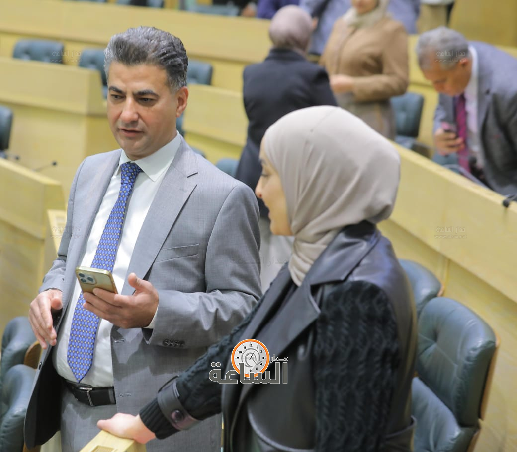 Madar Al-Saa Images 0.5543168041141471