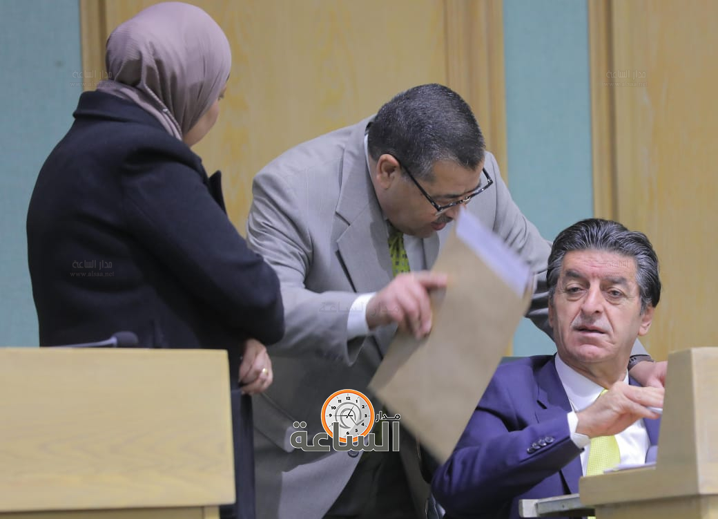 Madar Al-Saa Images 0.7578163159291209