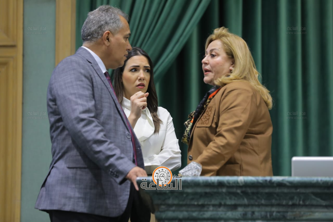 Madar Al-Saa Images 0.4620651818507686