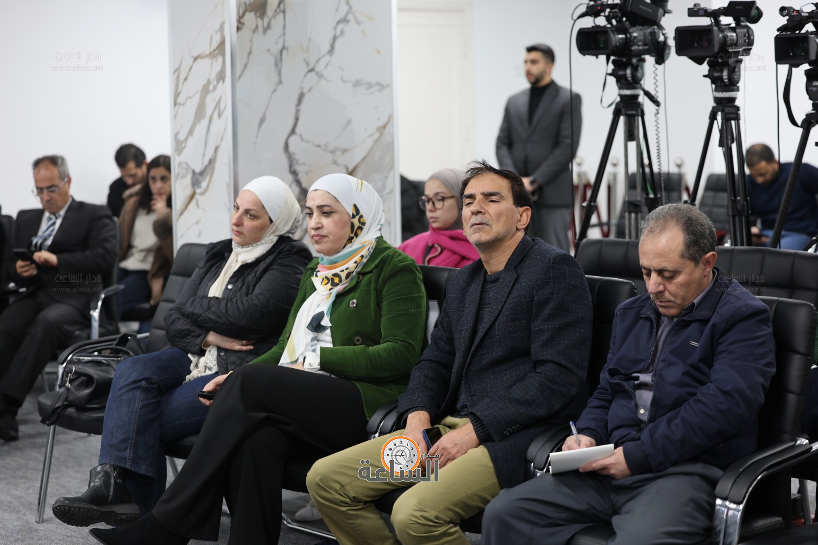 Madar Al-Saa Images 0.8971332114314479