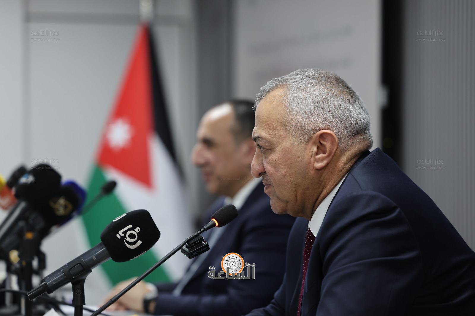 Madar Al-Saa Images 0.4877487459646488