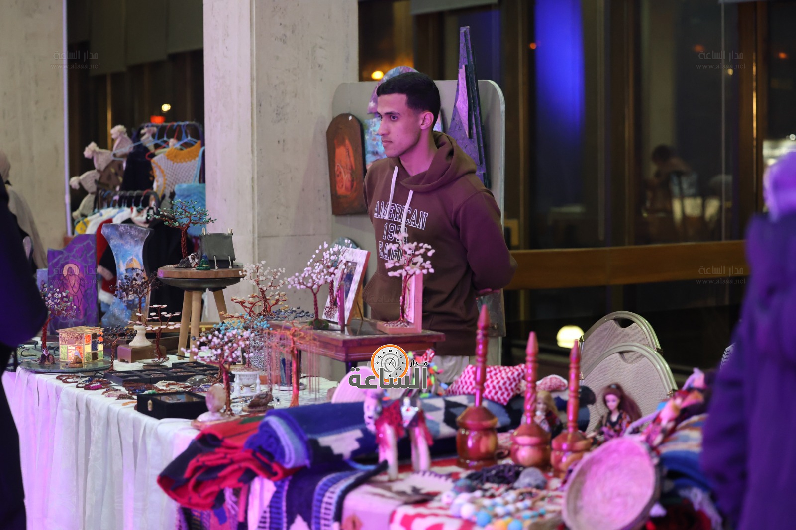 Madar Al-Saa Images 0.4796300300186602