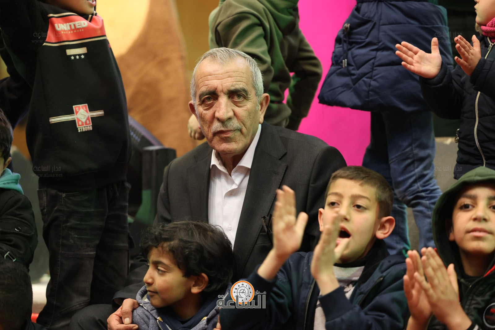 Madar Al-Saa Images 0.5517063657980867