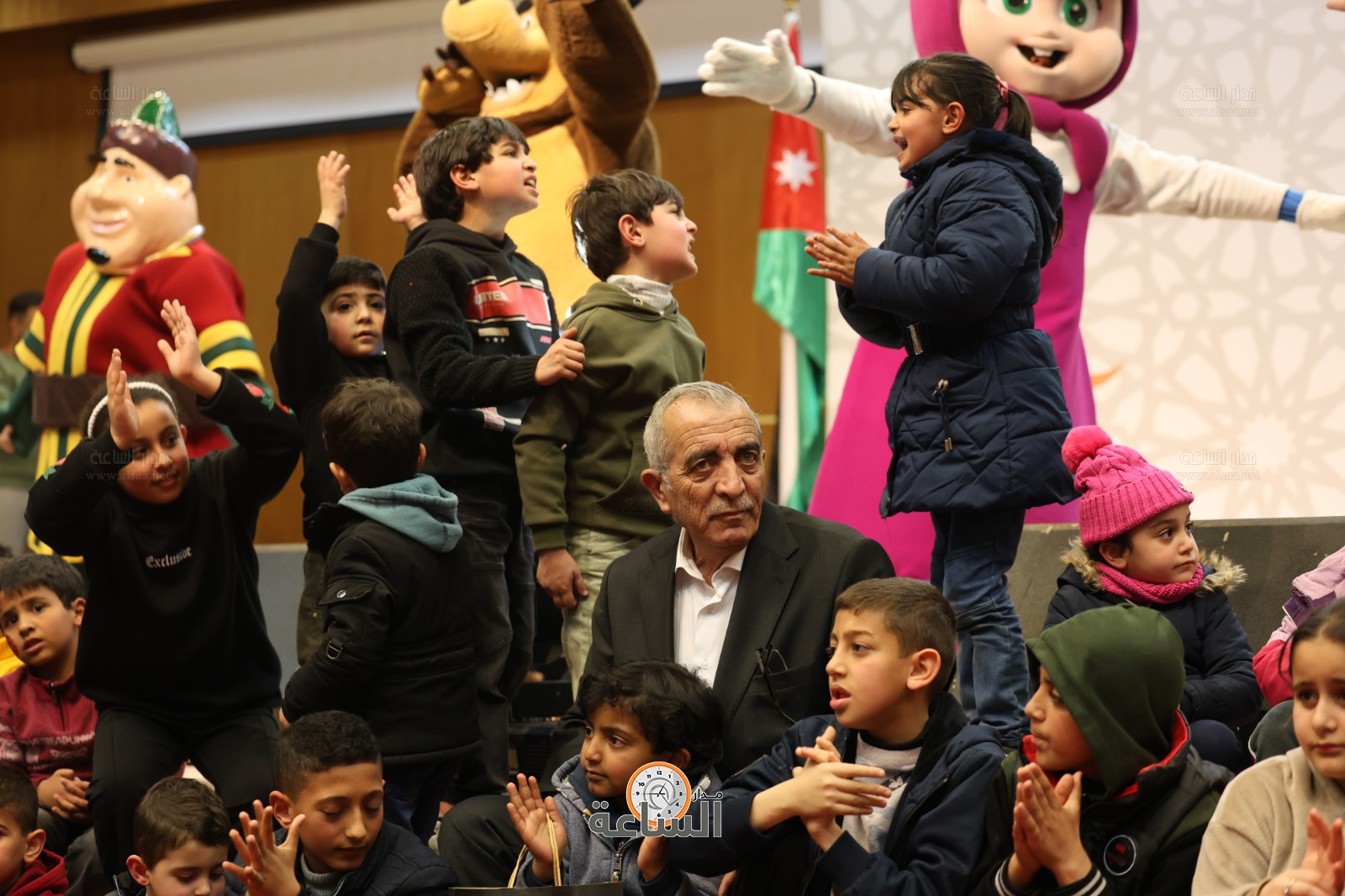 Madar Al-Saa Images 0.1498405211954339