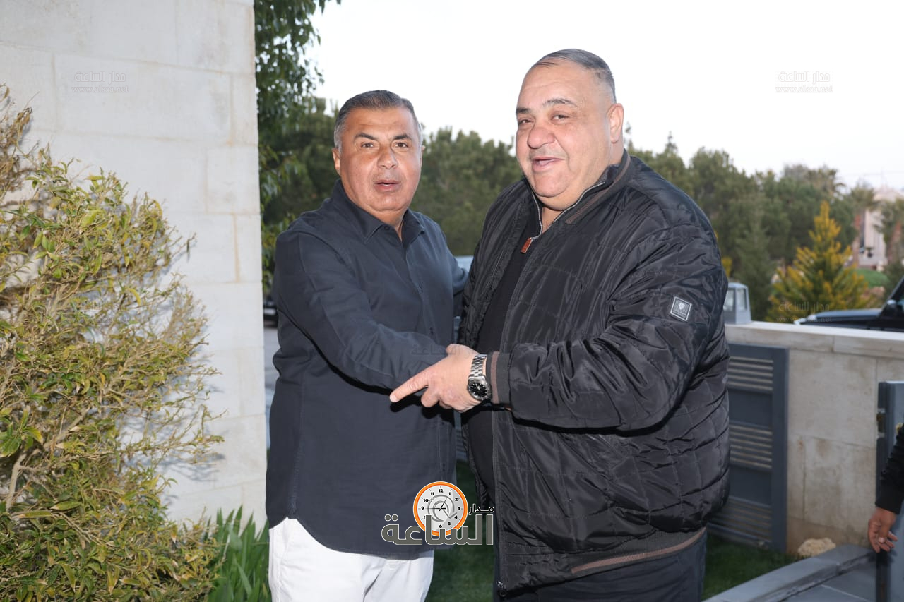 Madar Al-Saa Images 0.4949794278393629