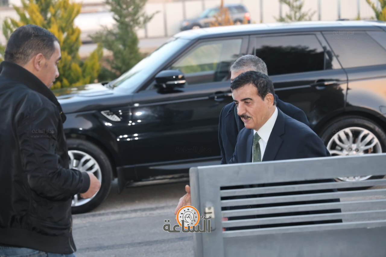 Madar Al-Saa Images 0.44047420549080507