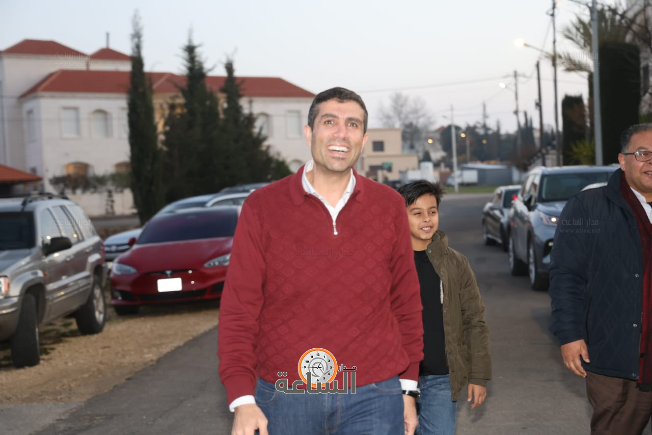 Madar Al-Saa Images 0.6522041365121325