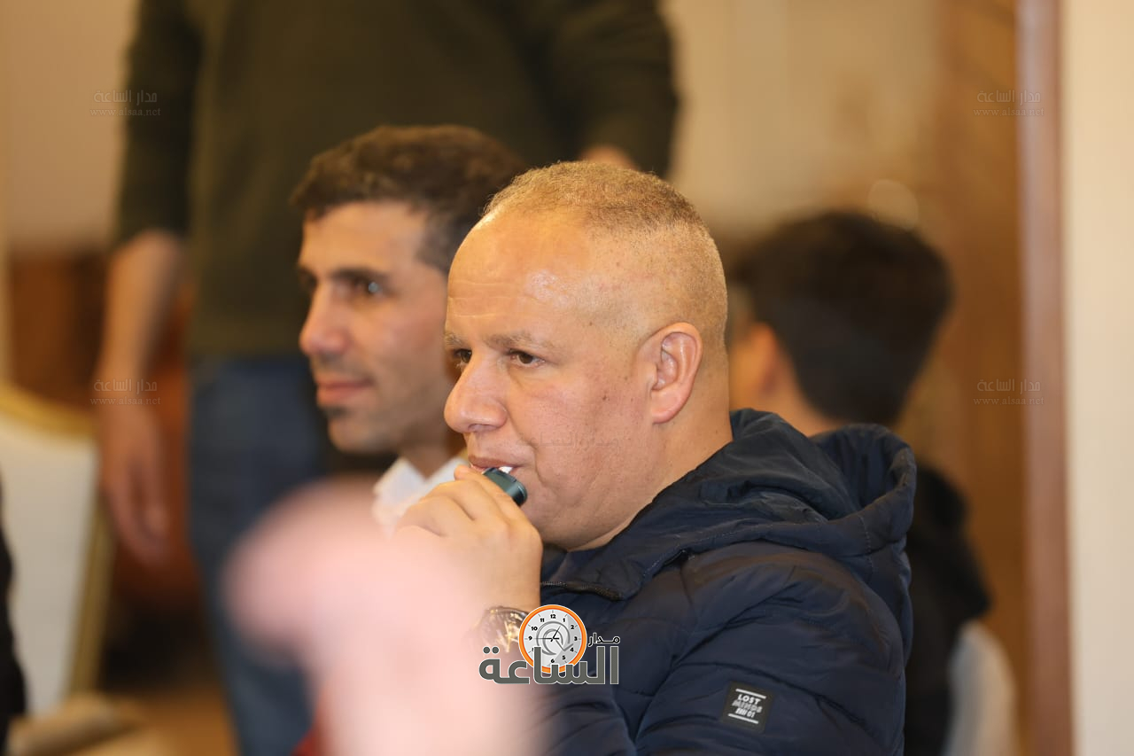 Madar Al-Saa Images 0.15862731175342848