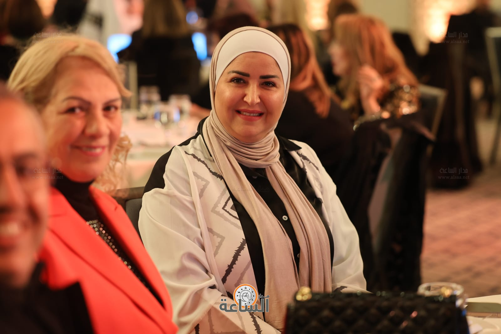 Madar Al-Saa Images 0.5561699143638399