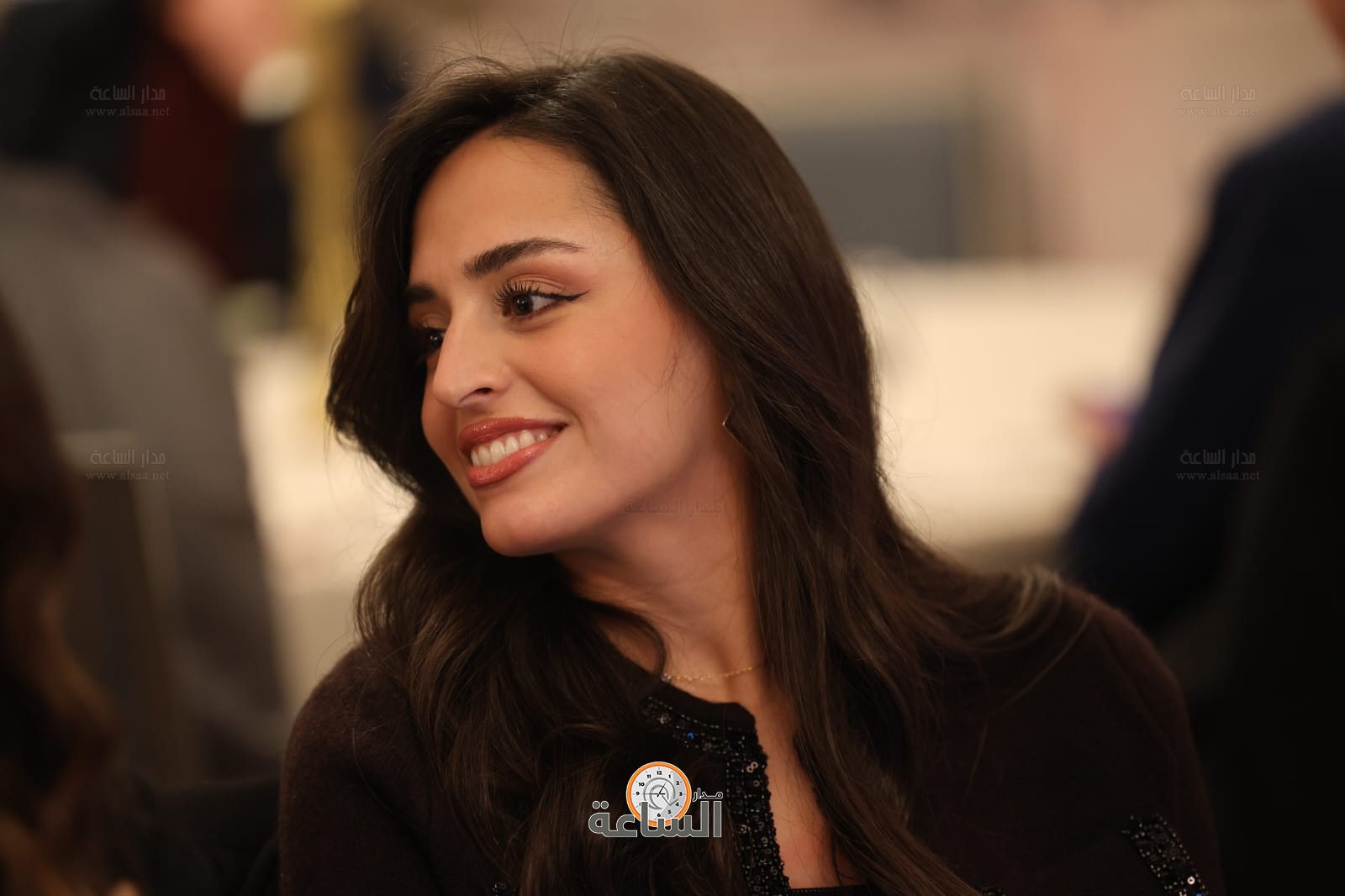 Madar Al-Saa Images 0.1576828265329142