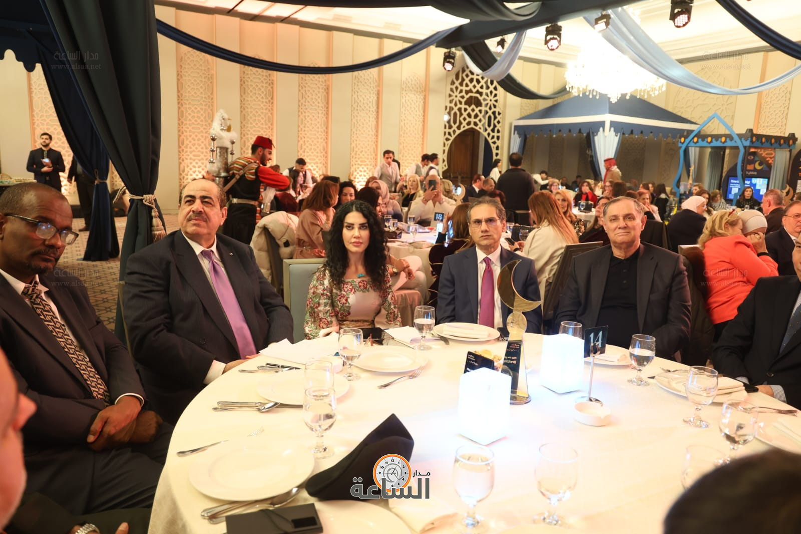 Madar Al-Saa Images 0.6670305585051406