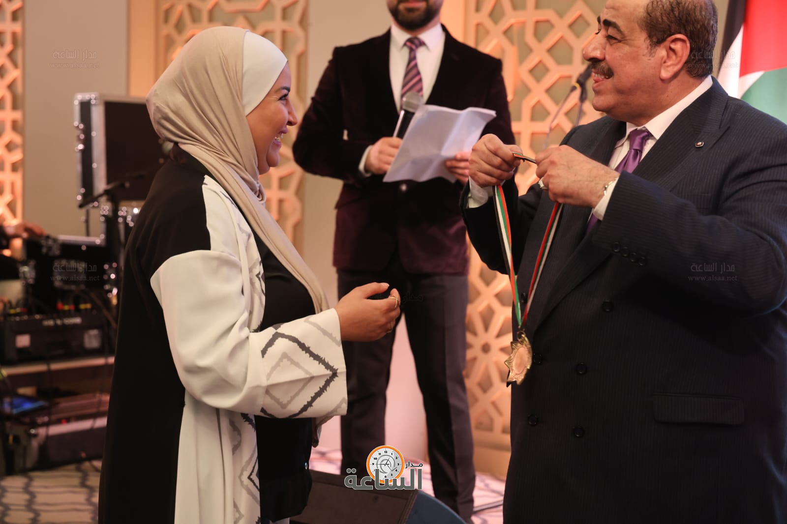 Madar Al-Saa Images 0.6252708230264887