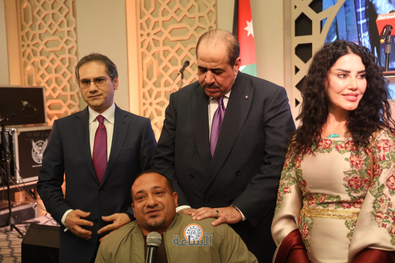 Madar Al-Saa Images 0.3539735882516821