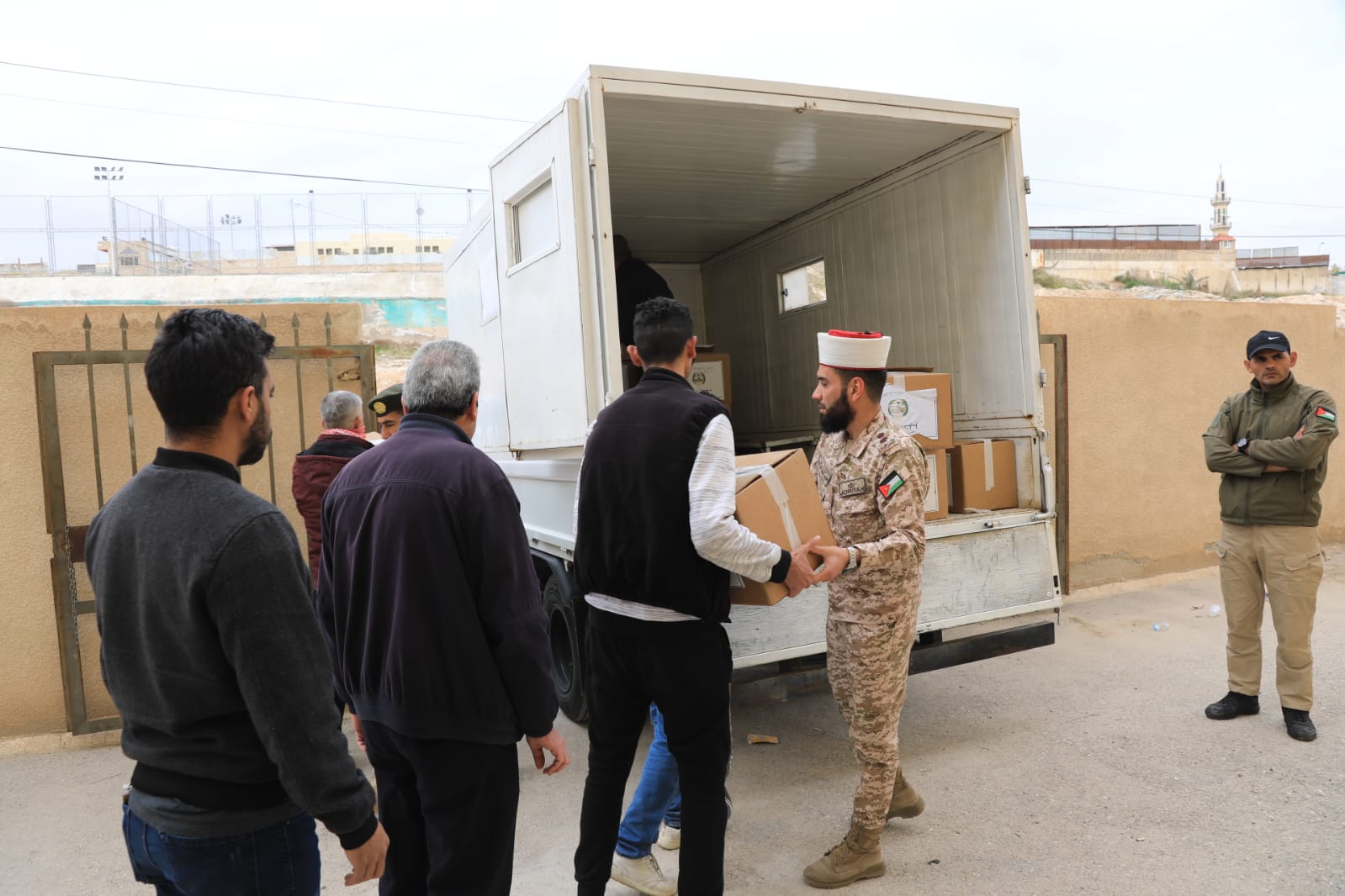 Madar Al-Saa Images 0.15135801052446762