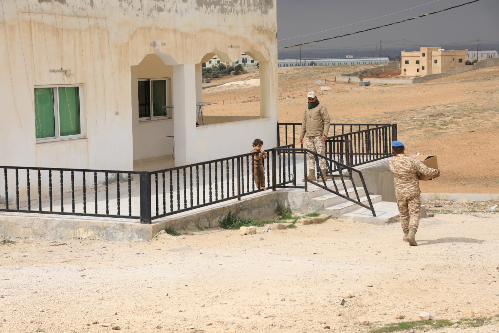 Madar Al-Saa Images 0.3865795734703863